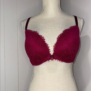 Victoria's Secret Lace Push-Up Bra in Deep Red